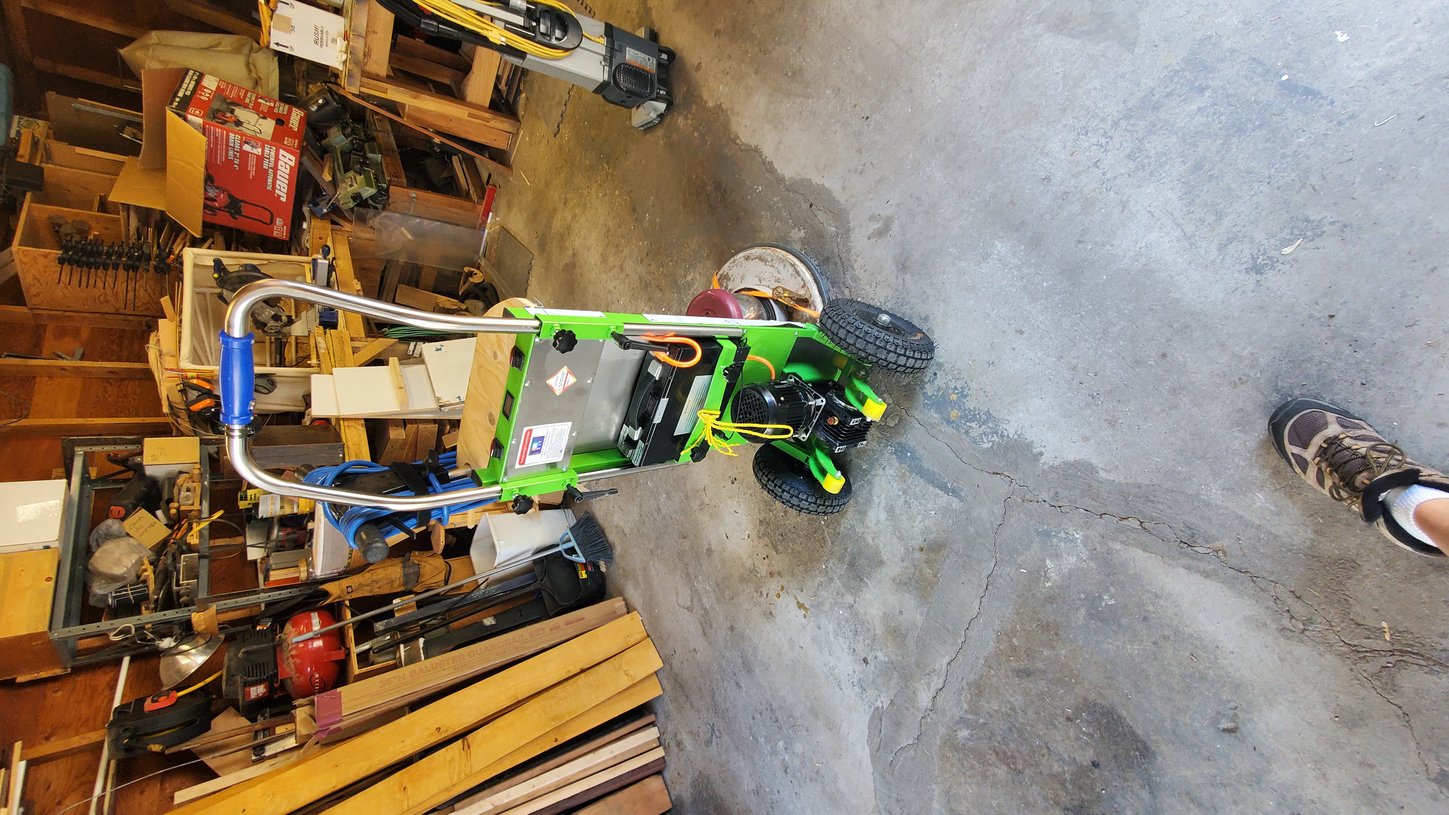 floor climbing hand truck